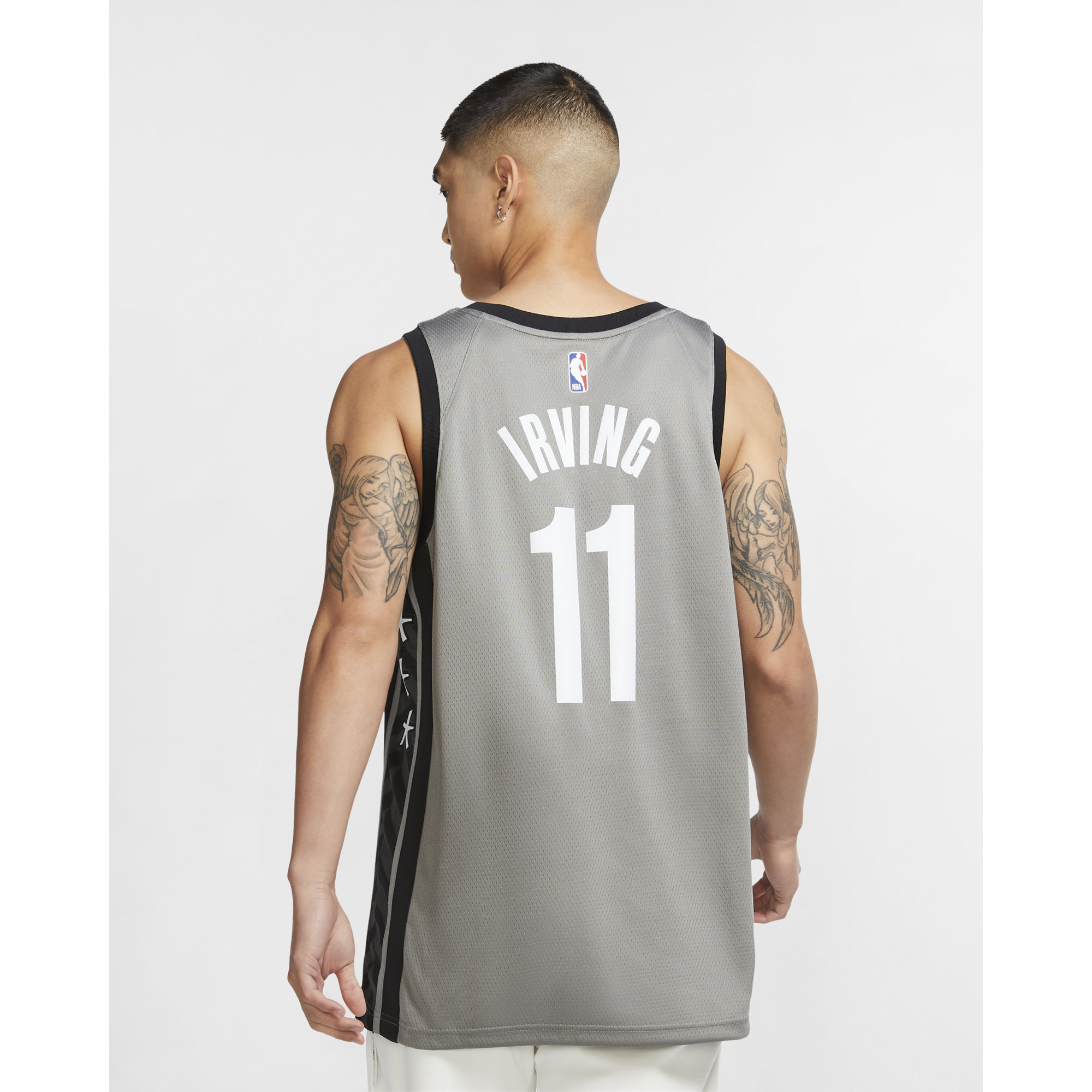 kyrie irving jersey foot locker