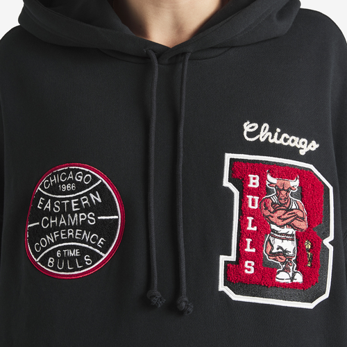 Mitchell & Ness Conference Chicago Bulls Hoodie Image 3 of 5. Tap to open photo gallery.