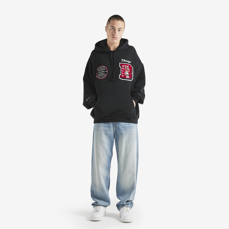 Mitchell & Ness Conference Chicago Bulls Hoodie Image 5 of 5. Tap to open photo gallery.