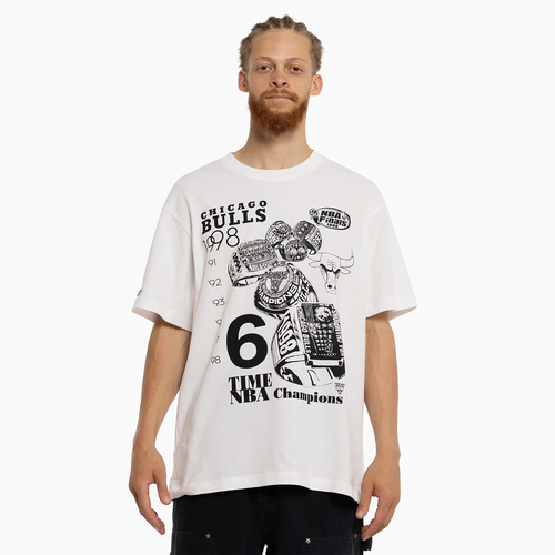 Mitchell & Ness 6 Rings Chicago Bulls Tee Image 1 of 3. Tap to open photo gallery.