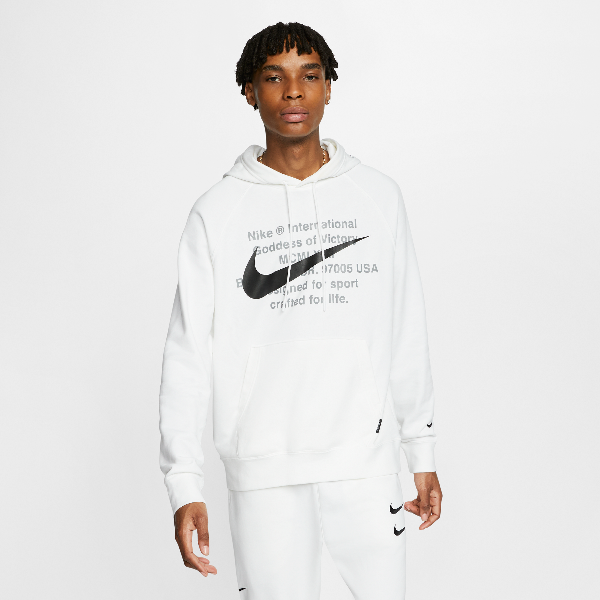 nike hoodie footlocker