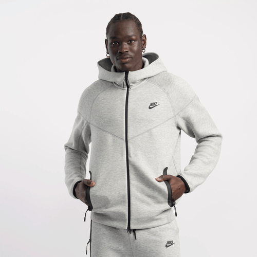 Nike tech fleece hoodie foot locker hotsell