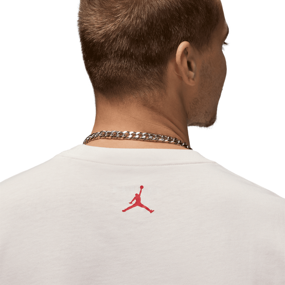 Jordan Flight Essentials Tee Image 4 of 6. Tap to open photo gallery.