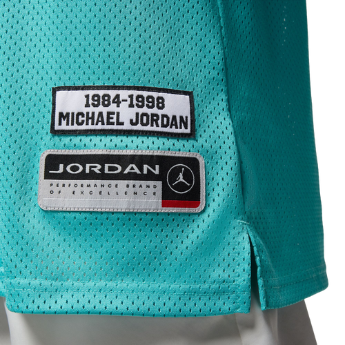 Nike Jordan Flight Essentials Short-Sleeve T-Shirt Image 6 of 6. Tap to open photo gallery.