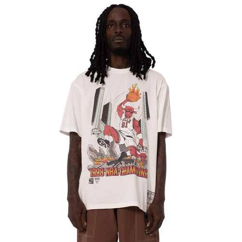 Mitchell & Ness Chicago Bulls Vintage Fit Tee Image 1 of 3. Tap to open photo gallery.