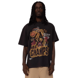 Men T-Shirts - Mitchell & Ness Chicago Bulls Vintage Fit Tee - Black
