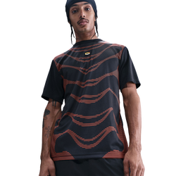 Men T-Shirts - Nike Tuned - Black-Black