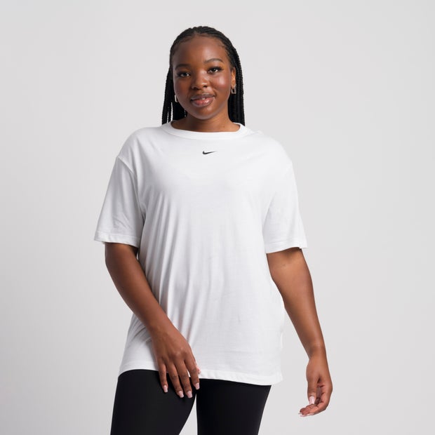 Image of Nike Essentials - Donna T-shirts