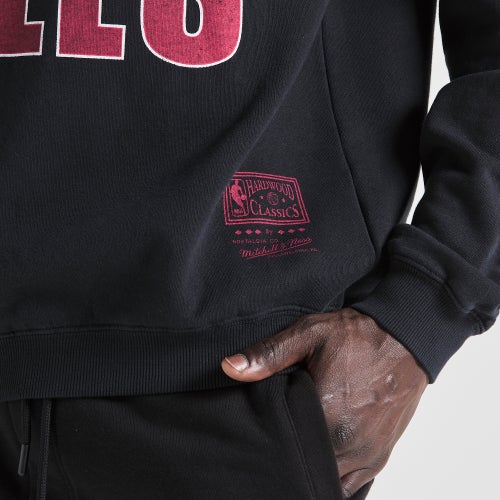 Mitchell & Ness Long Sleeve Crew Image 8 of 10. Tap to open photo gallery.
