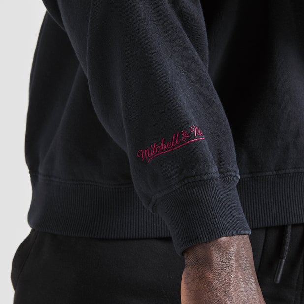 Mitchell & Ness Long Sleeve Crew Image 9 of 10. Tap to open photo gallery.