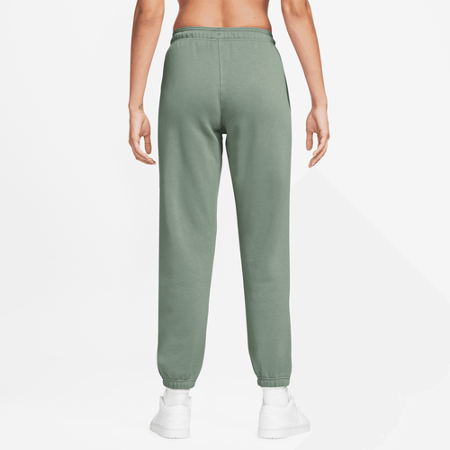 Jordan Brooklyn Fleece Sweatpants Image 2 of 3. Tap to open photo gallery.