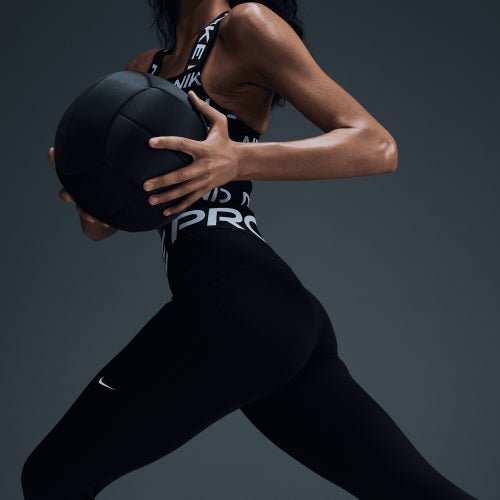 Nike Pro Sculpt 7/8 High-Waisted Active Tights Image 3 of 5. Tap to open photo gallery.