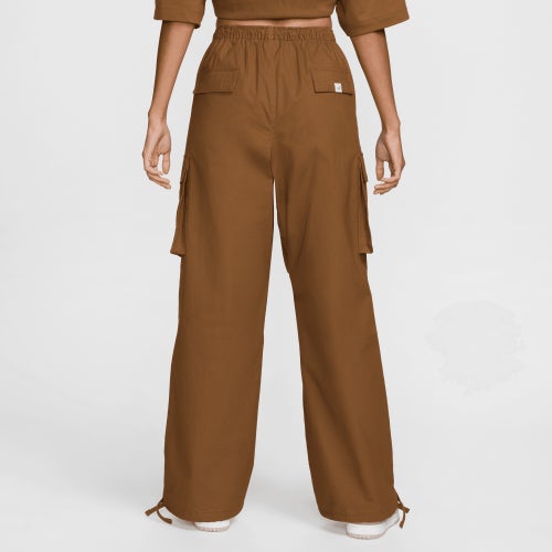 Nike Cargo Pant Image 2 of 7. Tap to open photo gallery.