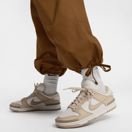 Nike Cargo Pant Image 6 of 7. Tap to open photo gallery.