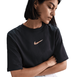 Women T-Shirts - Nike Sportswear Tee - Black