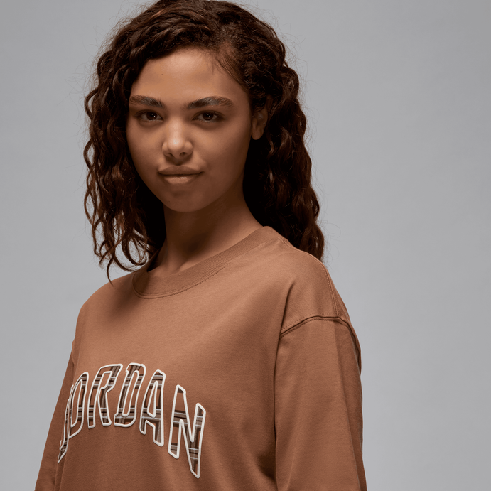 Jordan Flight Heritage Girlfriend Graphic Tee Image 3 of 5. Tap to open photo gallery.