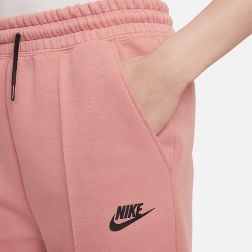 Nike Tech Fleece Image 5 of 8. Tap to open photo gallery.
