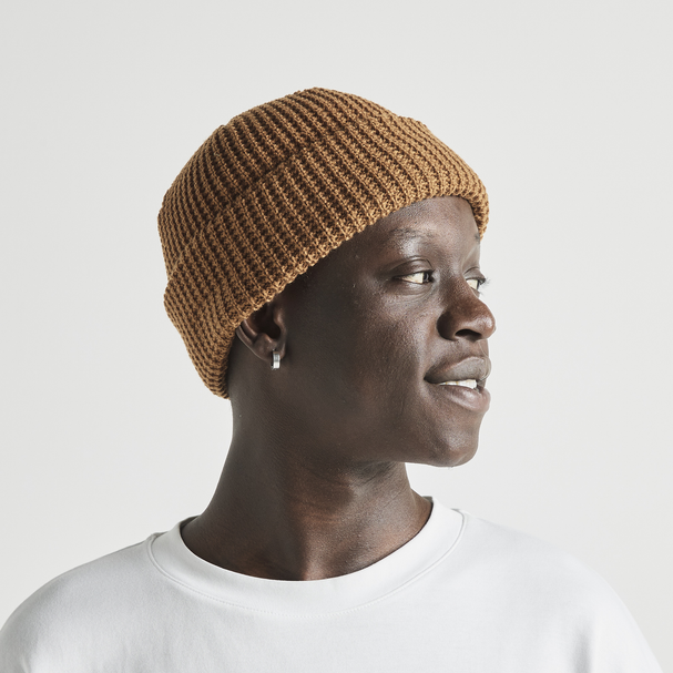 New Era Lifestyle Knitted Beanies Image 3 of 4. Tap to open photo gallery.