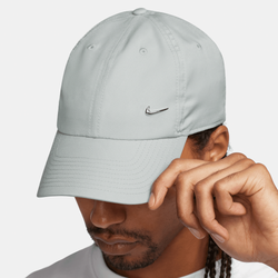 Unisex Caps - Nike Dri-FIT Club Unstructured Metal Swoosh Cap - Lt Smoke Grey-Metallic Silver