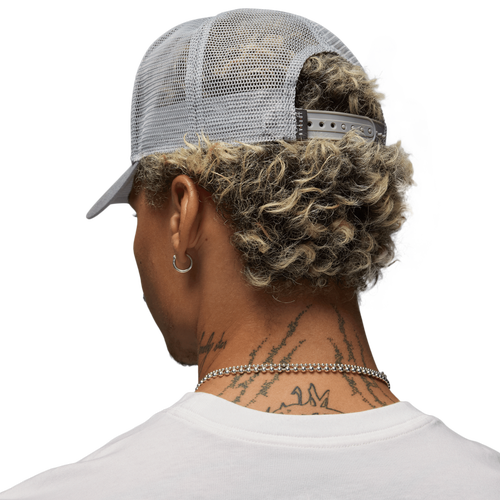 Nike Rise Structured Trucker Cap Image 2 of 3. Tap to open photo gallery.