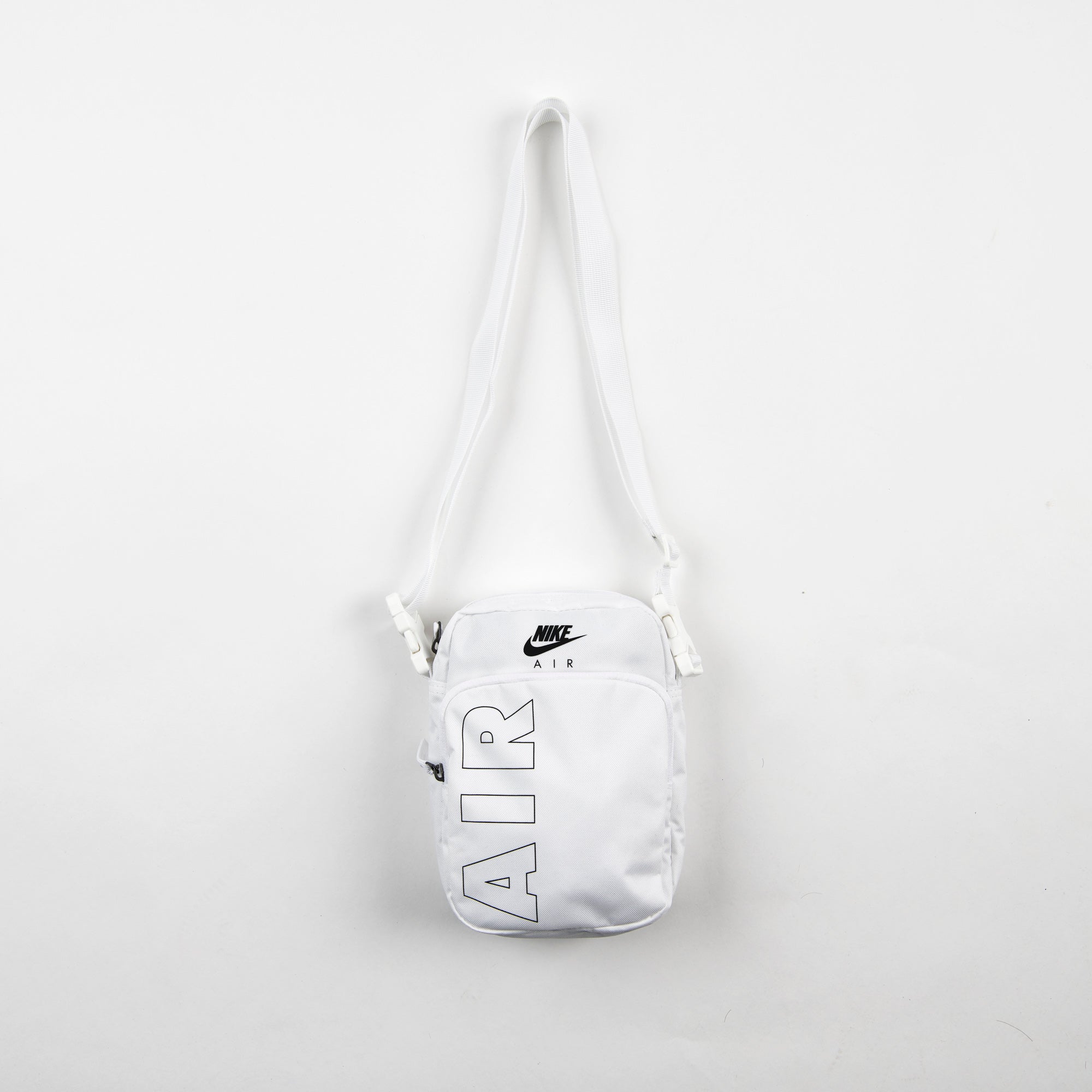 nike bag footlocker