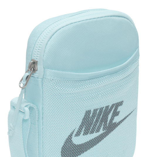 Nike Heritage Crossbody Image 4 of 8. Tap to open photo gallery.