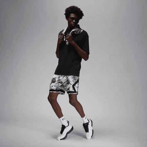 Jordan Max Aura 6 Image 9 of 9. Tap to open photo gallery.