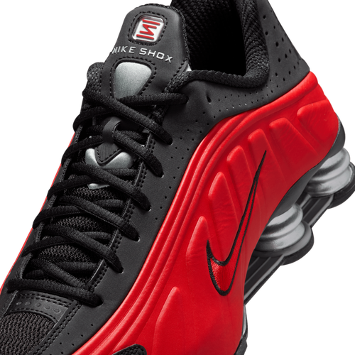 Nike Shox R4 Image 7 of 8. Tap to open photo gallery.