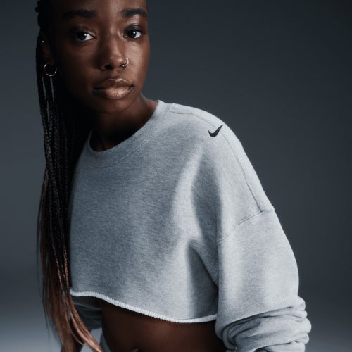 Nike Dance Shrug Image 4 of 5. Tap to open photo gallery.