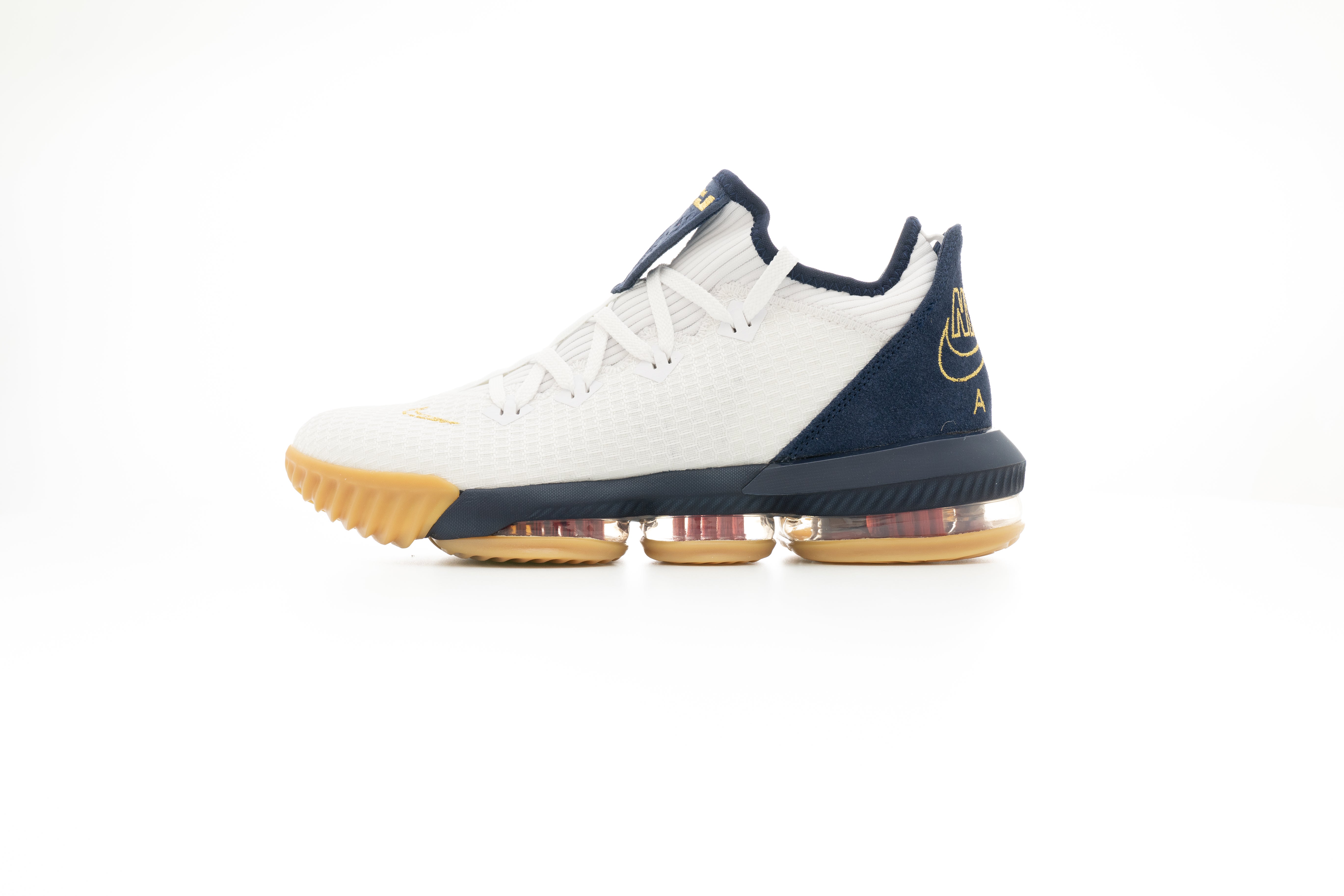 lebron xvi footlocker