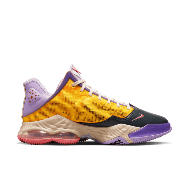 LeBron 19 Low-basketballsko - lilla - DO9829-500