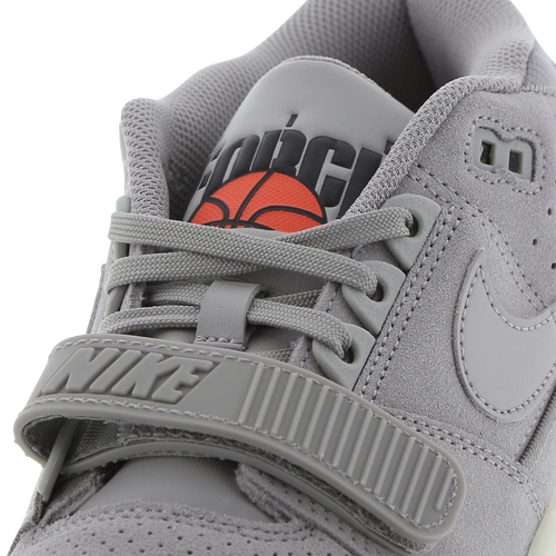 Precio nike air force foot locker hot sale