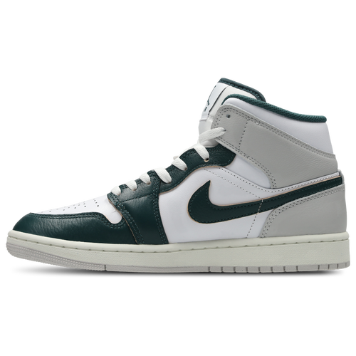 Jordan 1 Mid Image 4 of 7. Tap to open photo gallery.