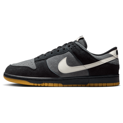 Nike Dunk Low Retro Image 3 of 6. Tap to open photo gallery.
