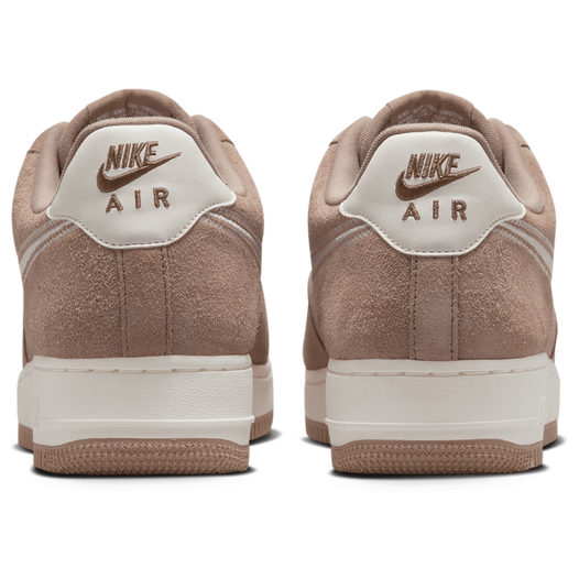 Nike Air Force 1 '07 LV8 Image 4 of 6. Tap to open photo gallery.