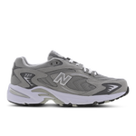 Grey-White-Grey