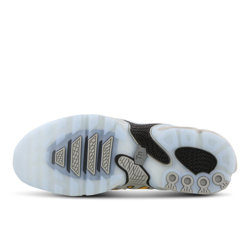 Nike Air Max Plus Drift Image 6 of 7. Tap to open photo gallery.