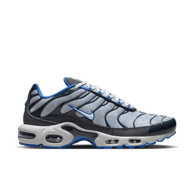 Nike Air Max Plus Social F.C. - DQ3981-001
