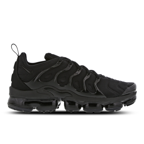 Nike air vapormax plus triple black on feet hotsell