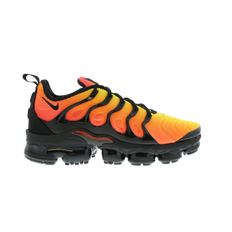 vapormax plus foot locker