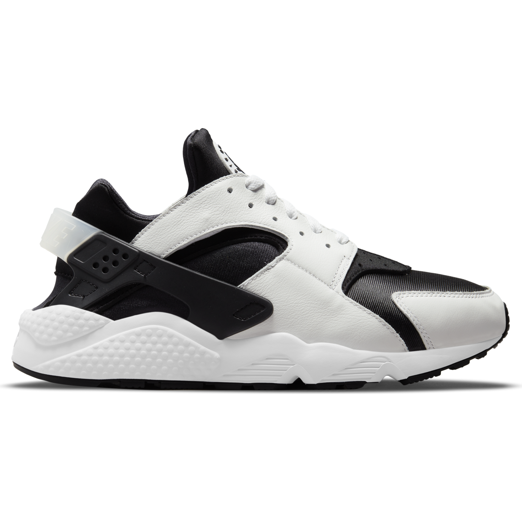 Lady foot sale locker nike huarache