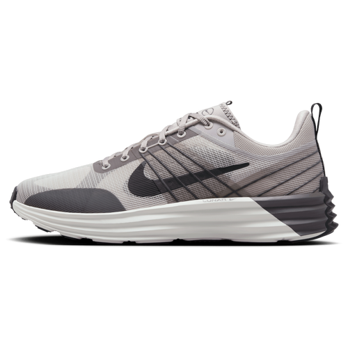 Nike Lunar Roam Image 3 of 6. Tap to open photo gallery.