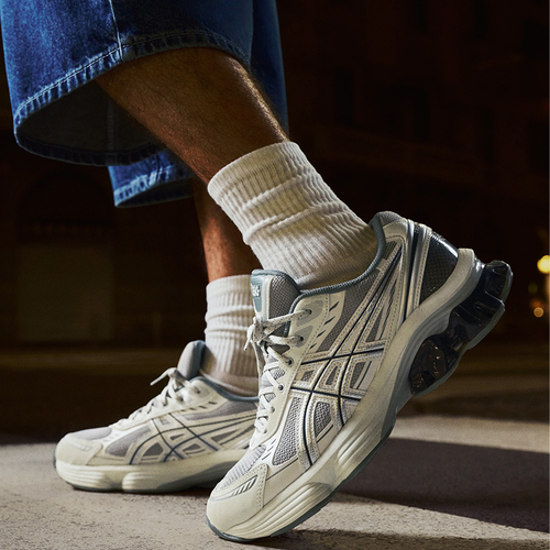Asics GEL-KINETIC FLUENT - Image 3 of 8 Enlarged Image