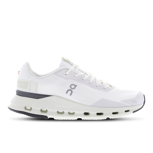 ON Cloudnova Form Foot Locker UK