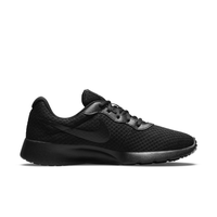 Foot locker best sale nike tanjun