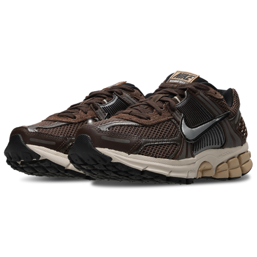 Nike Zoom Vomero 5 Image 2 of 7. Tap to open photo gallery.
