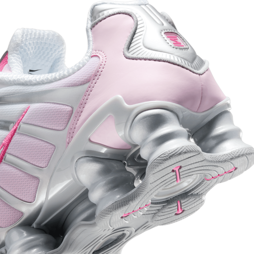 Nike shox female on sale