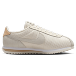 Pearl White-Sail
