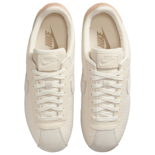 Nike Cortez Image 4 of 6. Tap to open photo gallery.