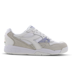 diadora rebound ace on feet